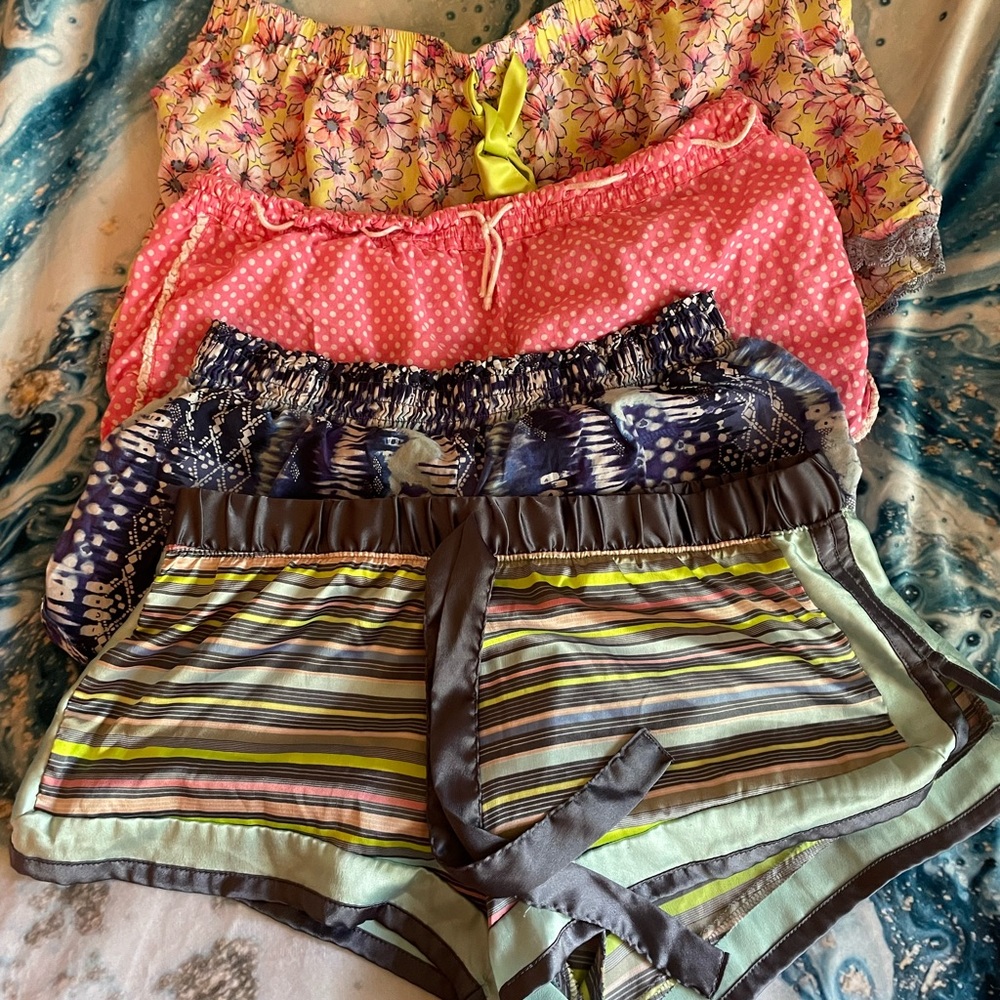 Set of 4 VS Sleep shorts